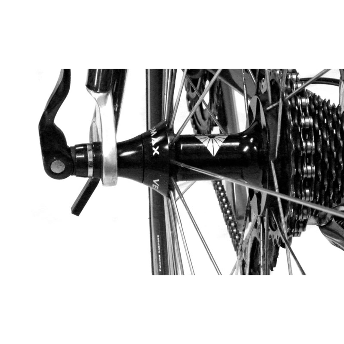 Upstand store bicycle stand