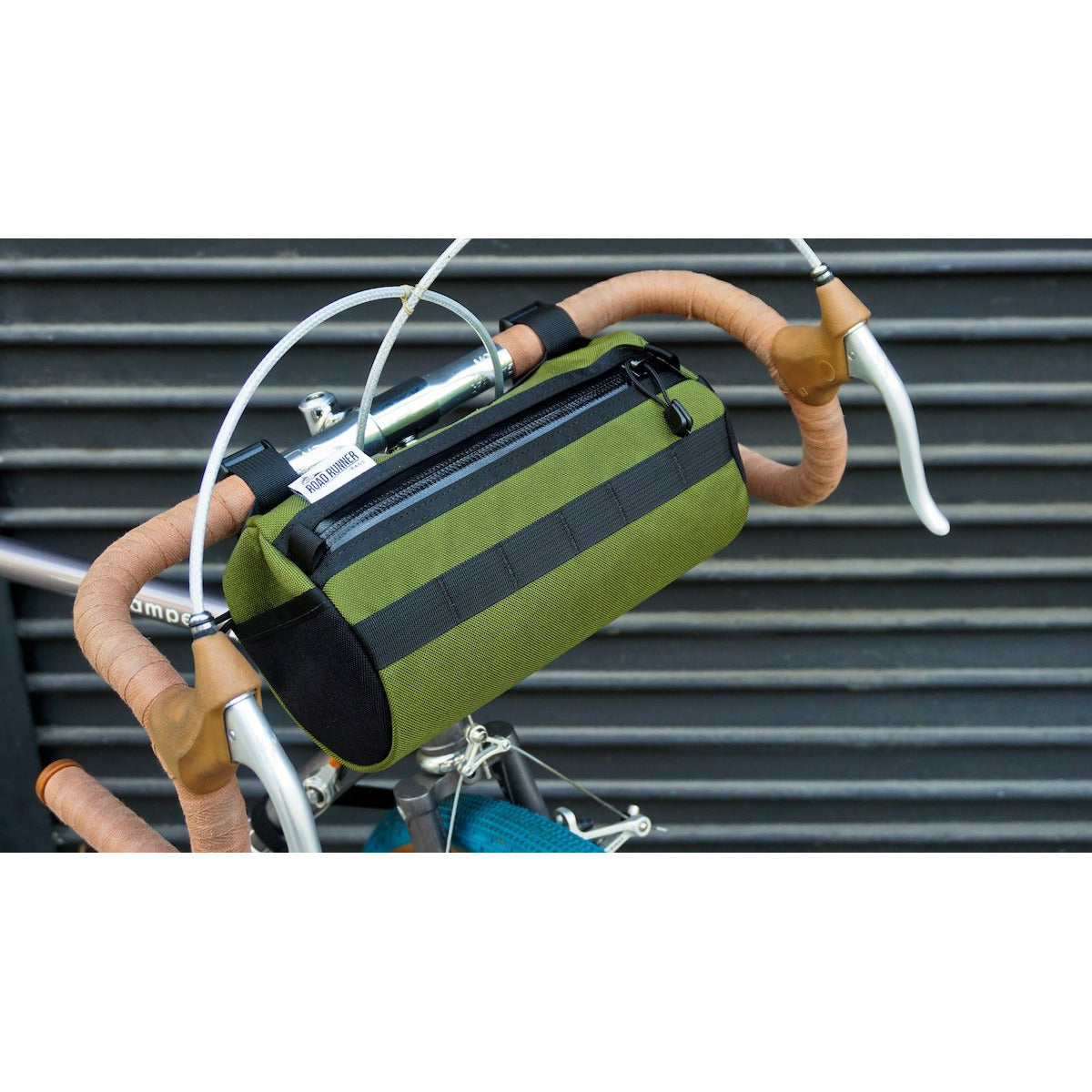 Roadrunner Bags California Burrito Handlebar Bag - Grizzly